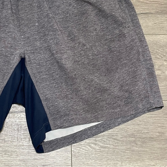 Lululemon T.H.E. Short Gray Mens Large Linerless Inseam 8" Drawstring Sz L - Picture 2 of 9